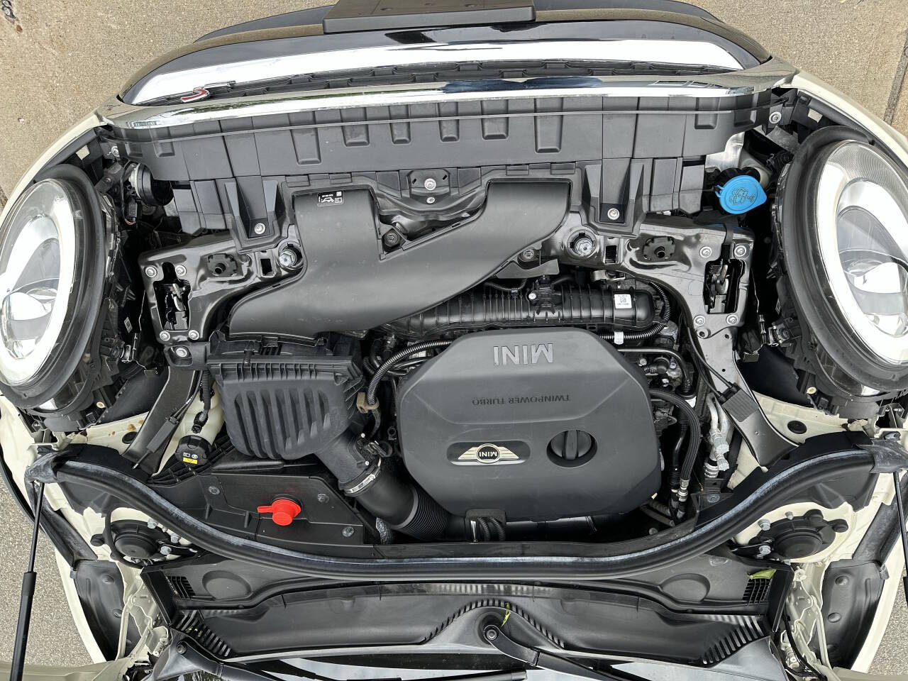 Vehicle image 49 of 60