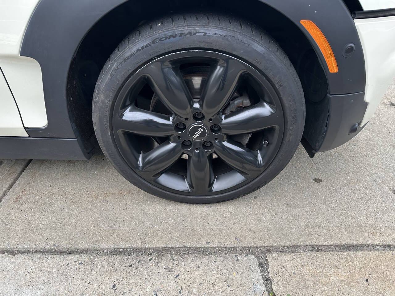 Vehicle image 48 of 60