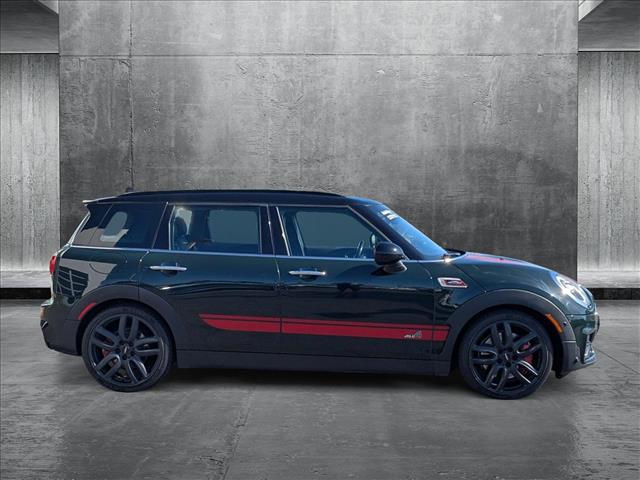 Vehicle image 4 of 27