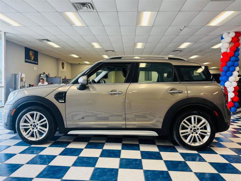 Vehicle image 6 of 28