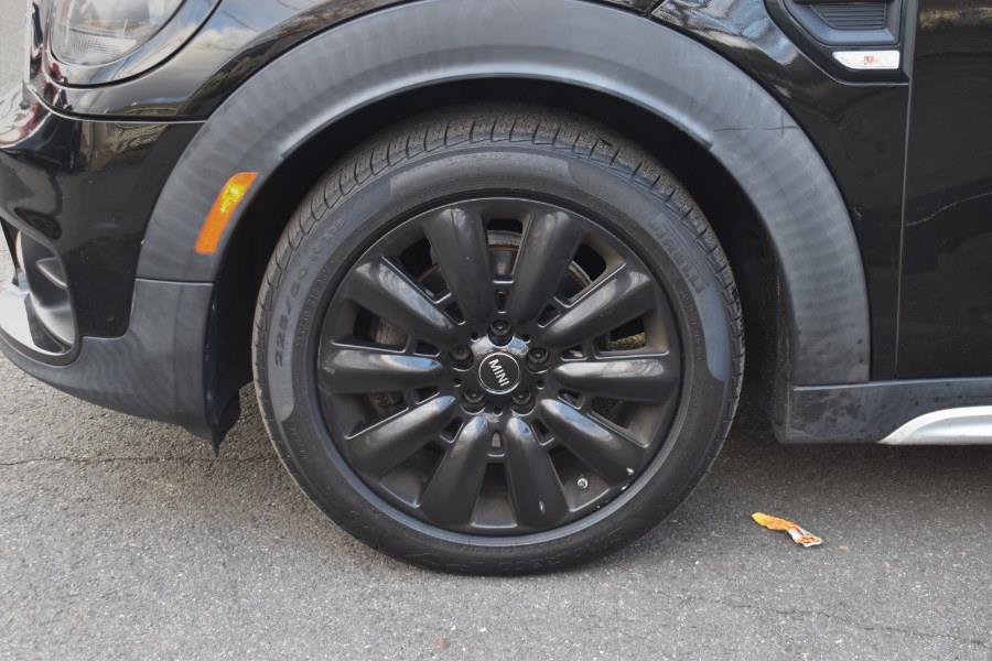 Vehicle image 11 of 38