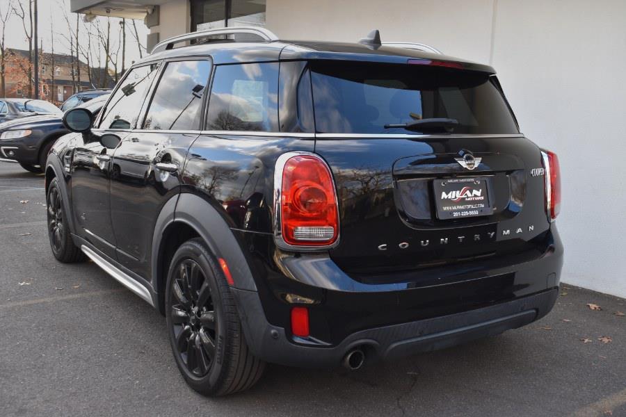 Vehicle image 6 of 38