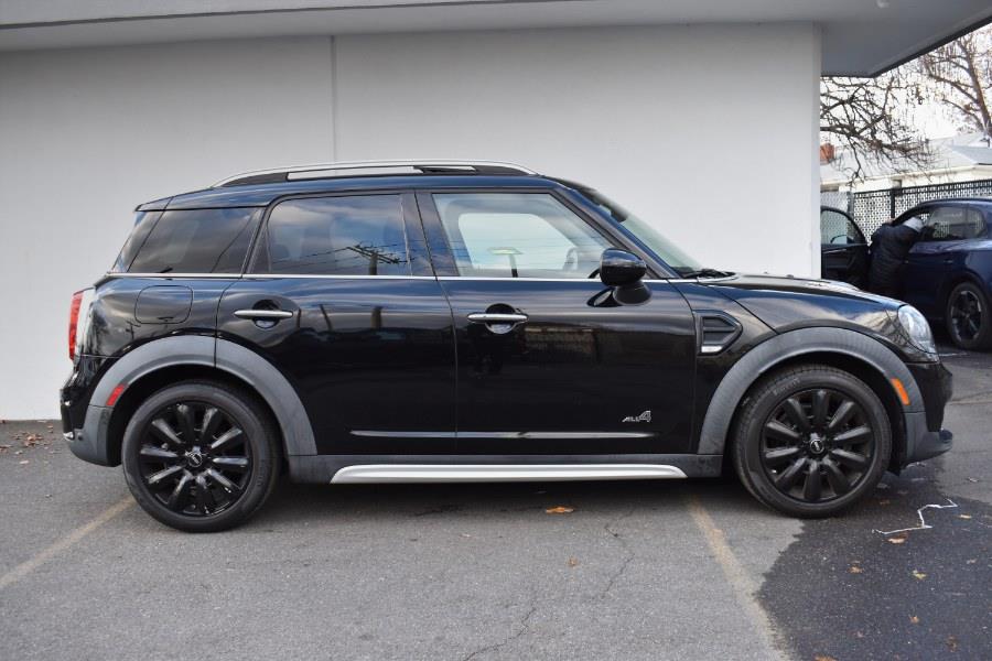 Vehicle image 4 of 38