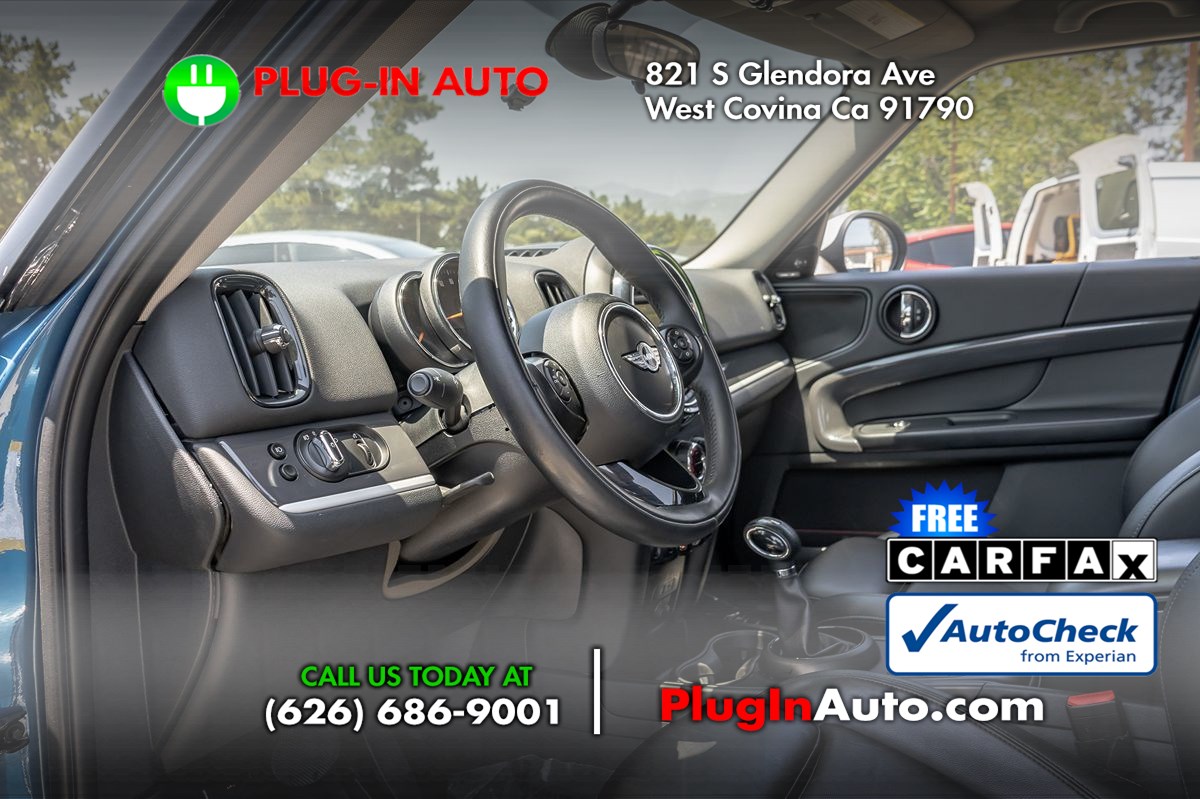 Vehicle image 9 of 28