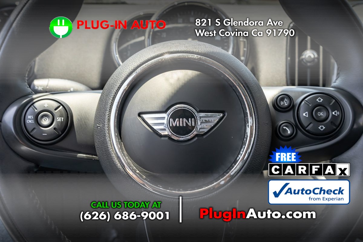 Vehicle image 27 of 28