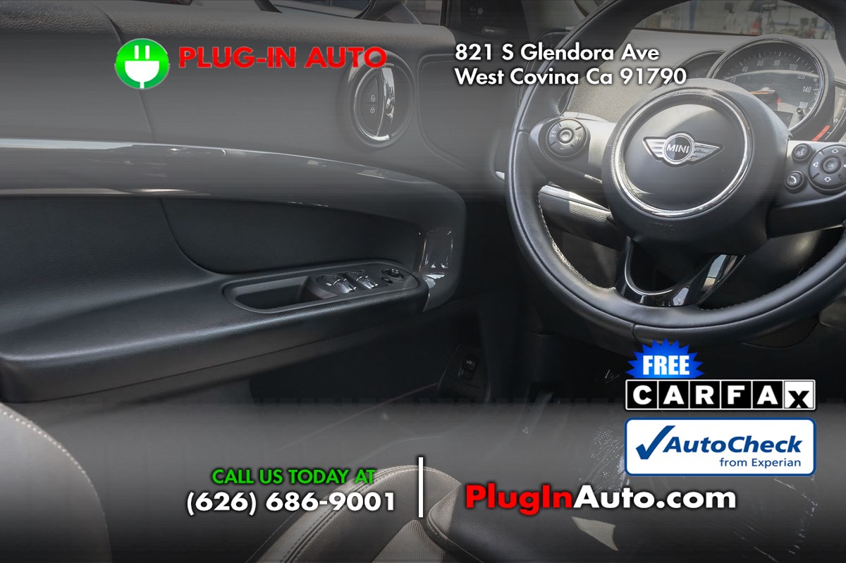 Vehicle image 20 of 28