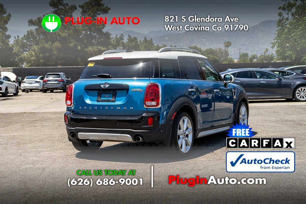 Vehicle image 3 of 28