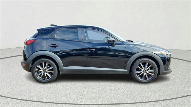 2018 Mazda CX-3 Touring Image 4 of 37