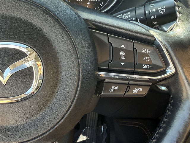 Vehicle image 20 of 25