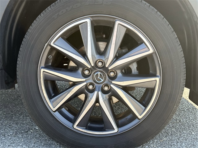 Vehicle image 7 of 25
