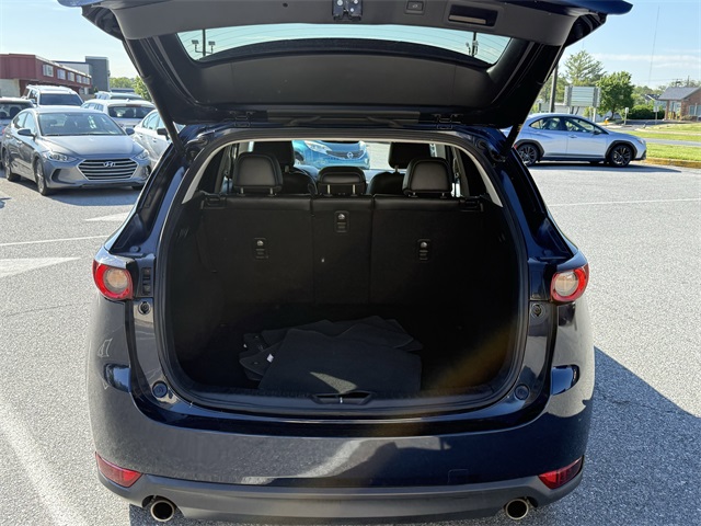 Vehicle image 10 of 25