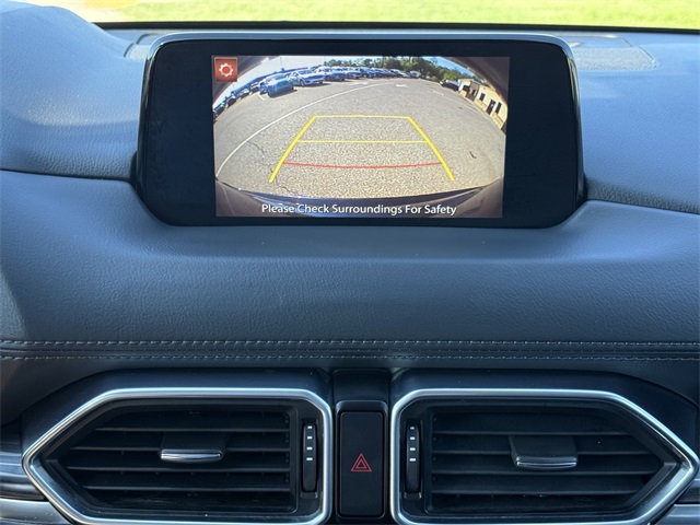 Vehicle image 24 of 25