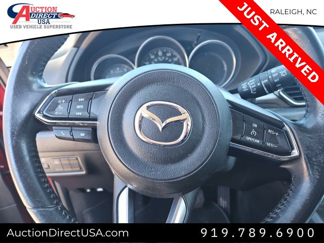 Vehicle image 16 of 21