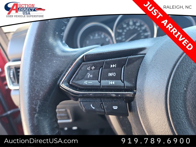 Vehicle image 15 of 21