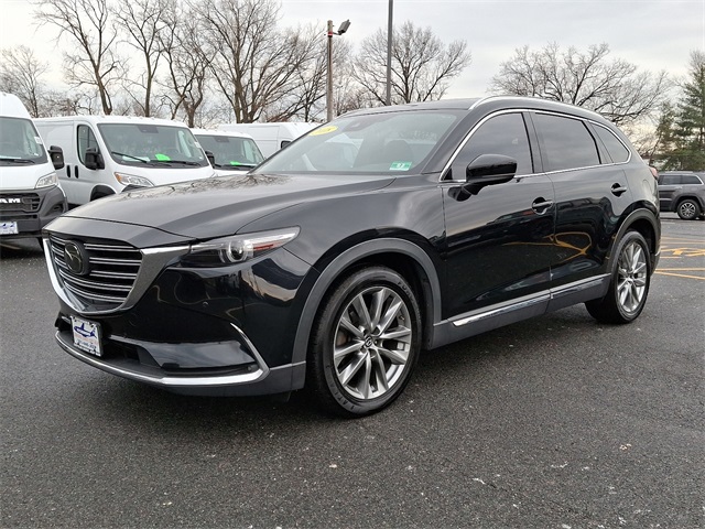 Vehicle image 1 of 32