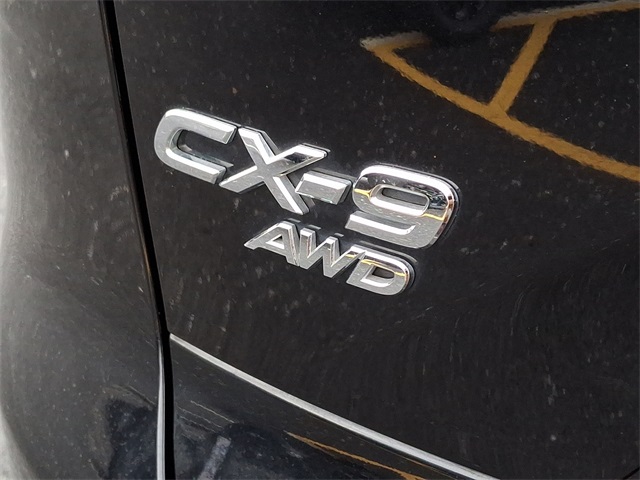 Vehicle image 31 of 32