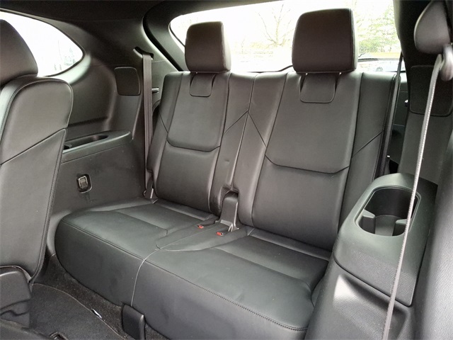 Vehicle image 11 of 32