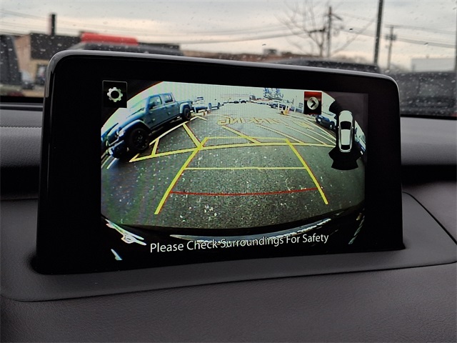 Vehicle image 20 of 32