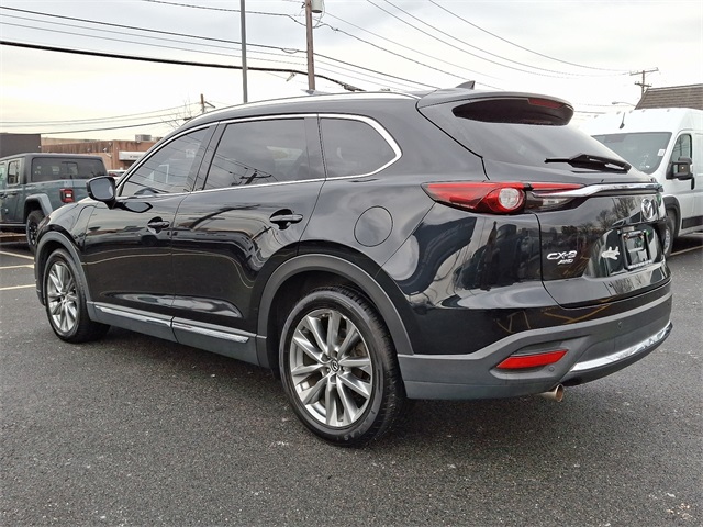 Vehicle image 7 of 32