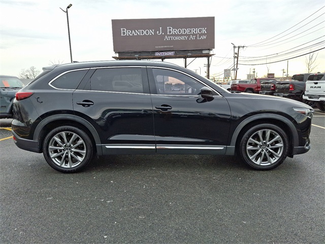 Vehicle image 6 of 32