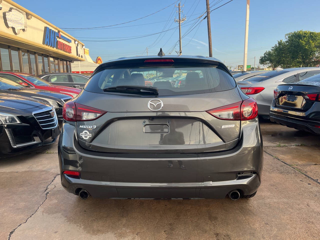 Vehicle image 5 of 12