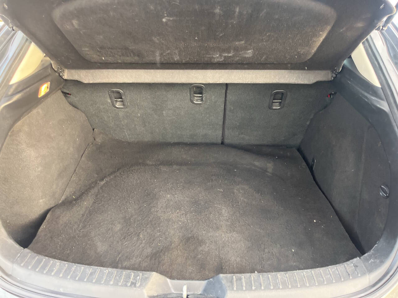 Vehicle image 7 of 12
