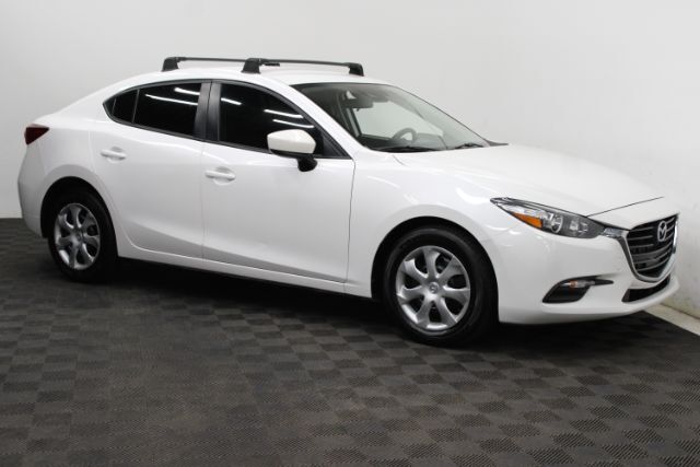 2018 Mazda Mazda3 Sport Image 1 of 25