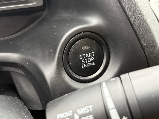 Vehicle image 20 of 24