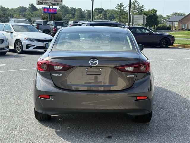 Vehicle image 6 of 24