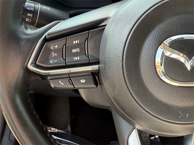 Vehicle image 20 of 24
