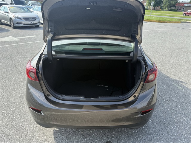 Vehicle image 9 of 24