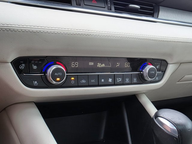 Vehicle image 28 of 37