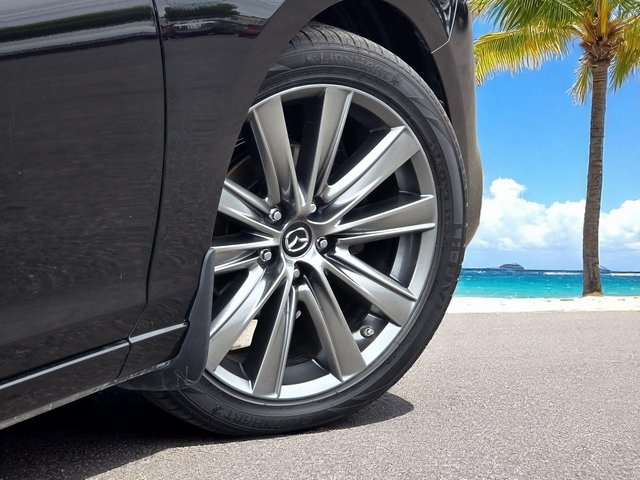 Vehicle image 8 of 37