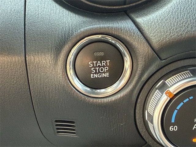Vehicle image 21 of 21