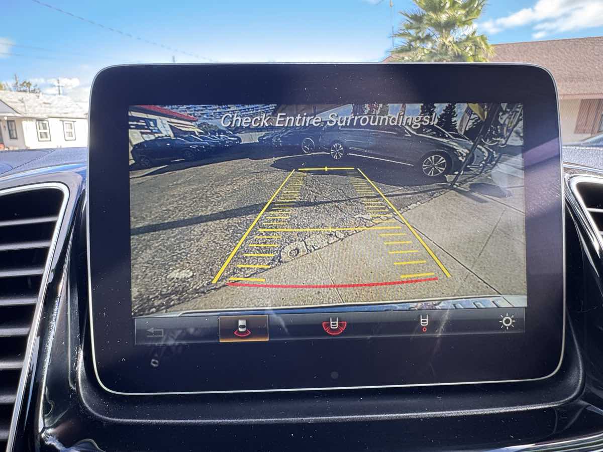 2018 Mercedes-Benz GLE AMG 43 Image 11 of 24