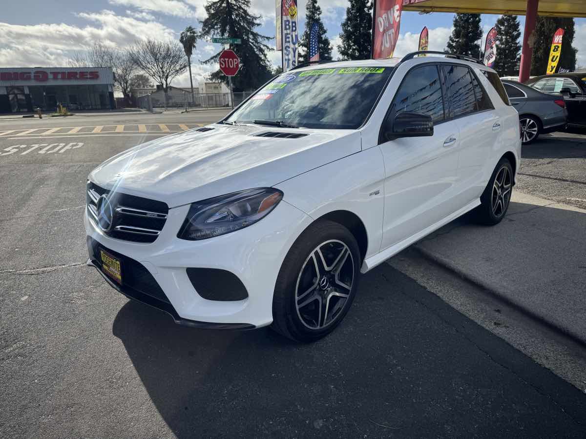 2018 Mercedes-Benz GLE AMG 43 Image 1 of 24
