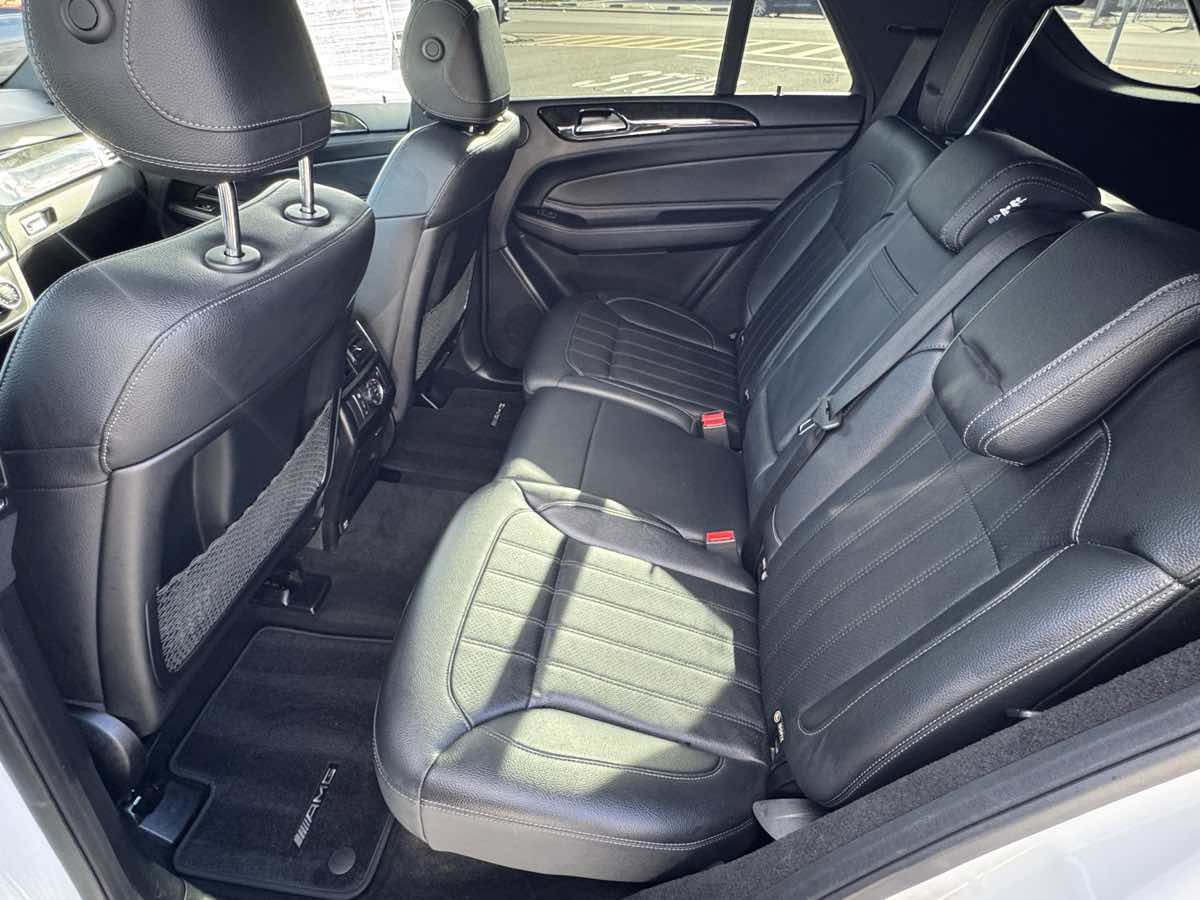 2018 Mercedes-Benz GLE AMG 43 Image 7 of 24