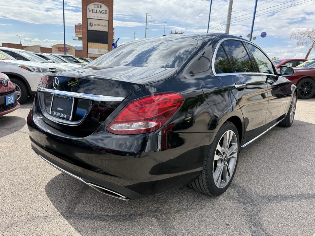 Vehicle image 4 of 26