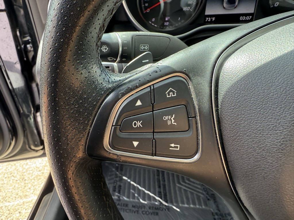 Vehicle image 22 of 26