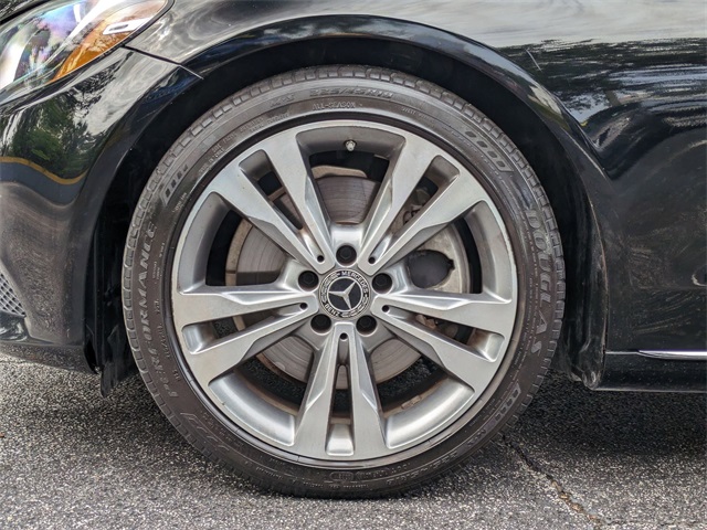 Vehicle image 31 of 32