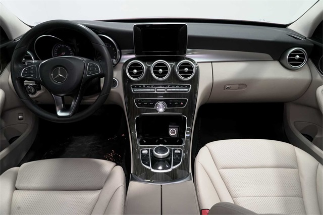Vehicle image 14 of 34