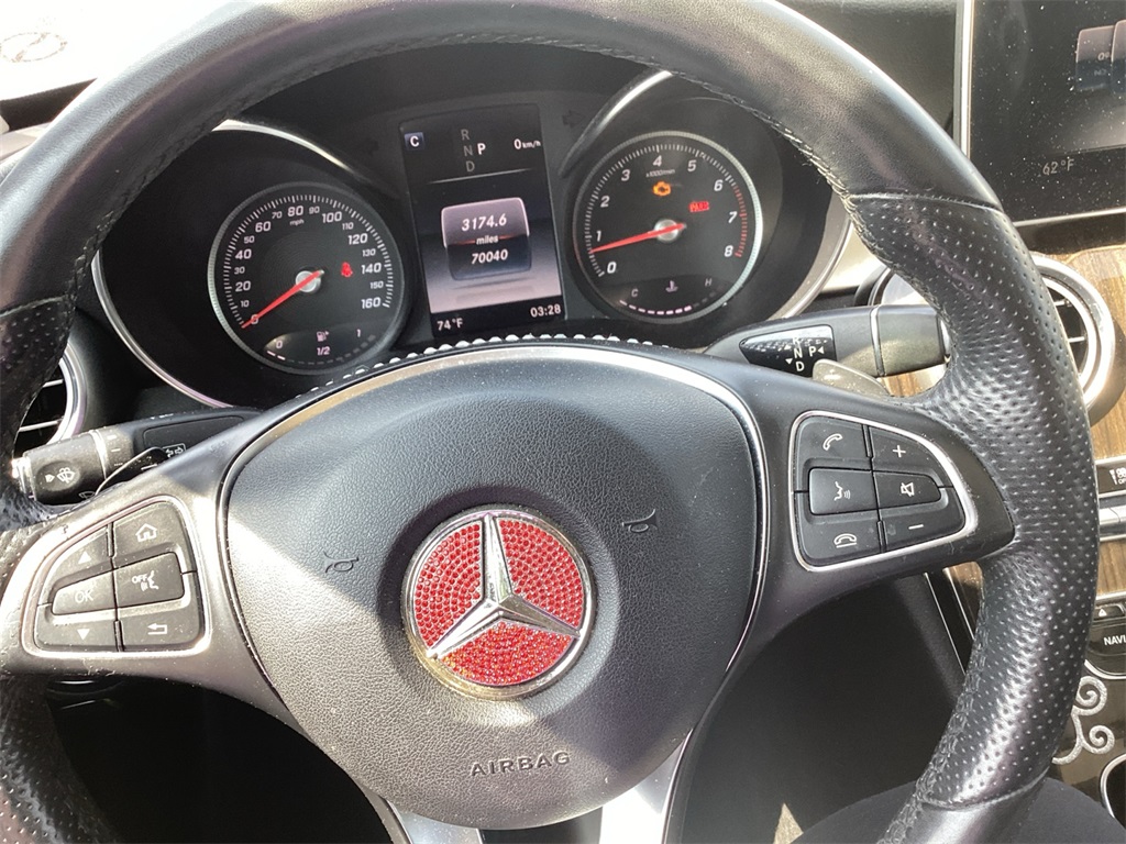 Vehicle image 20 of 25