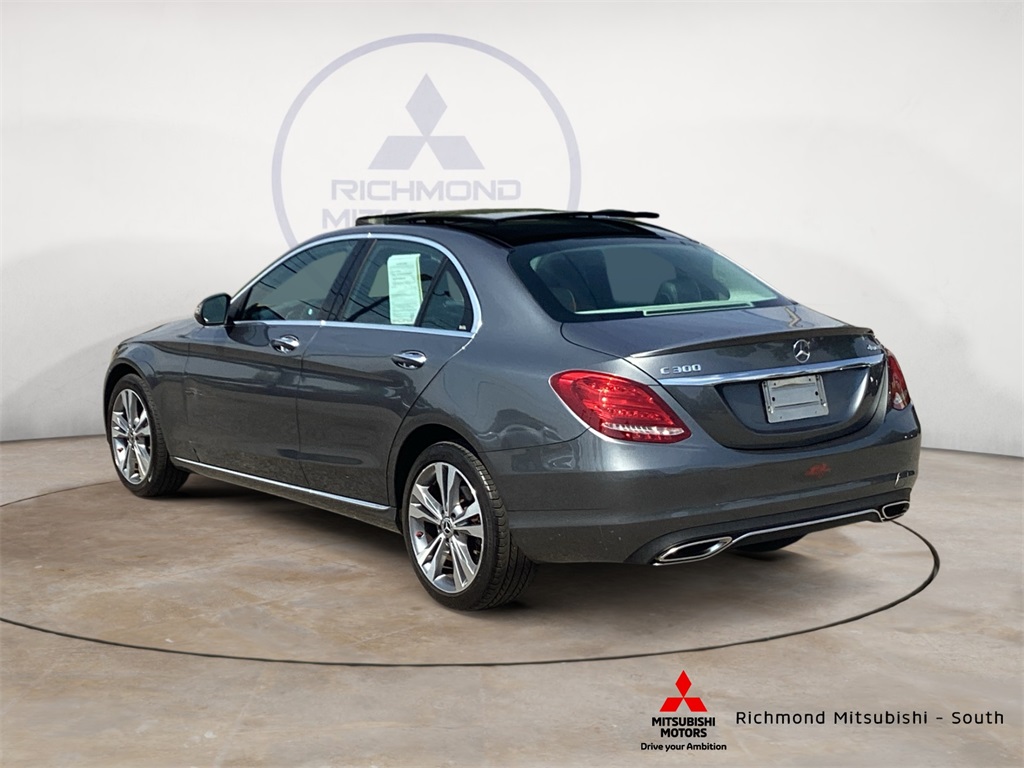 Vehicle image 7 of 25
