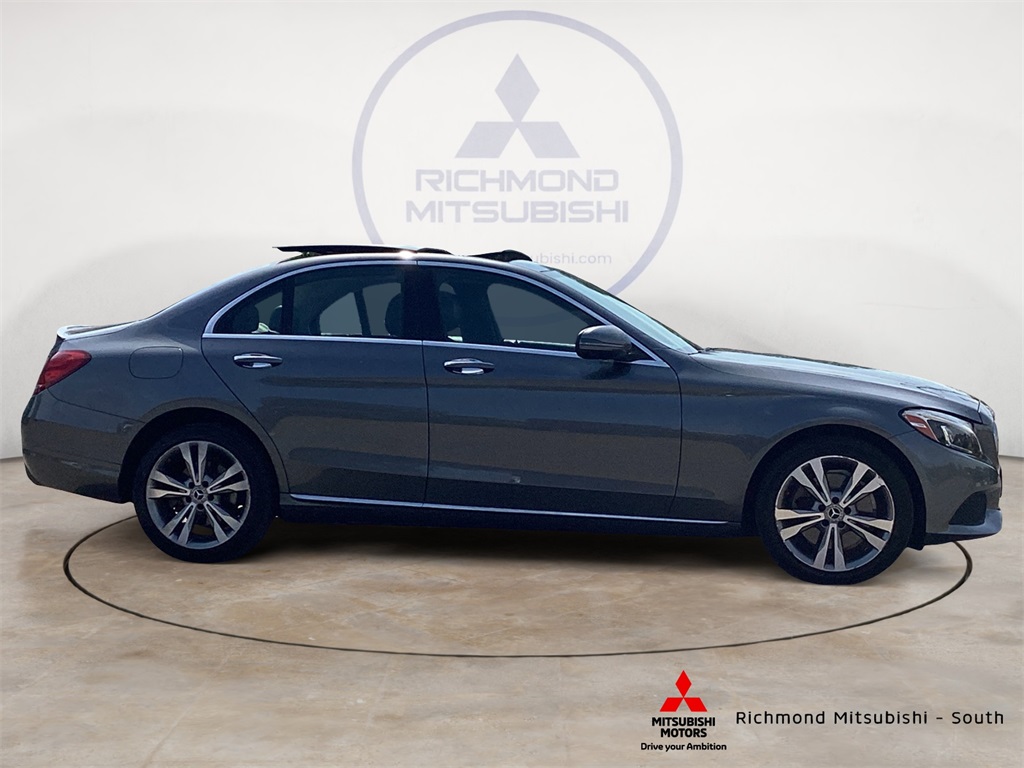 Vehicle image 4 of 25