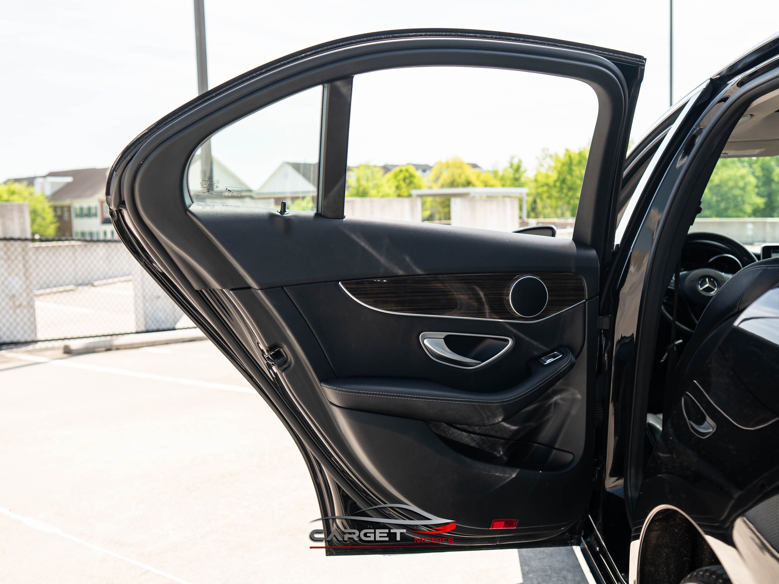 Vehicle image 42 of 51