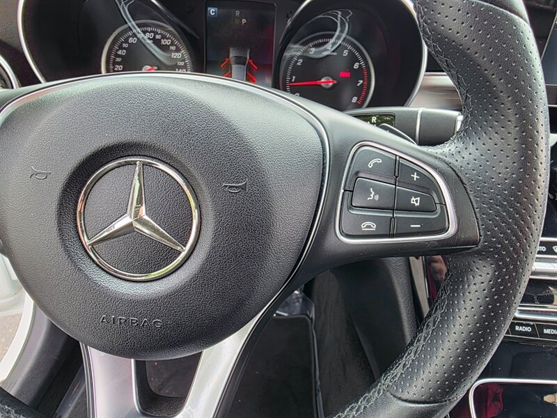 Vehicle image 34 of 54
