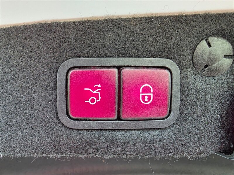 Vehicle image 53 of 54