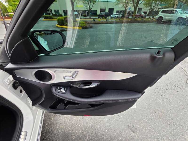 Vehicle image 36 of 54