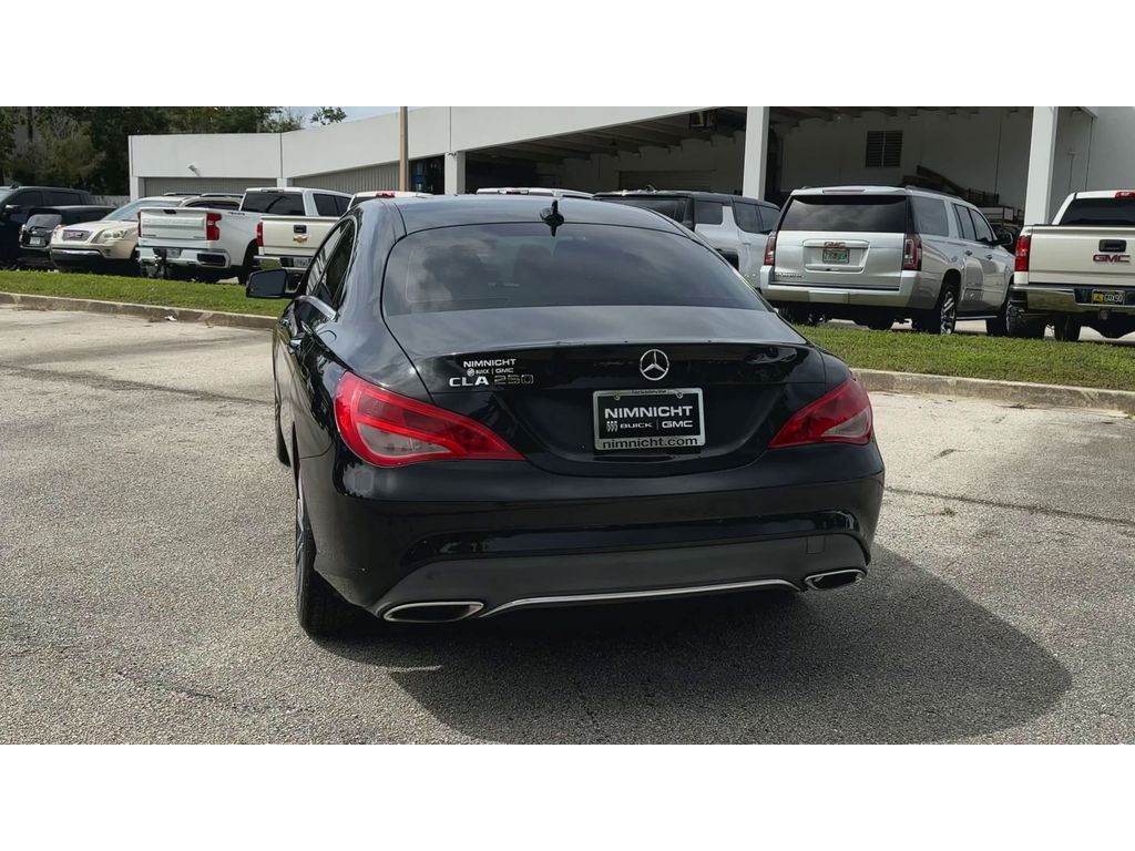 2018 Mercedes-Benz CLA 250 Image 8 of 35