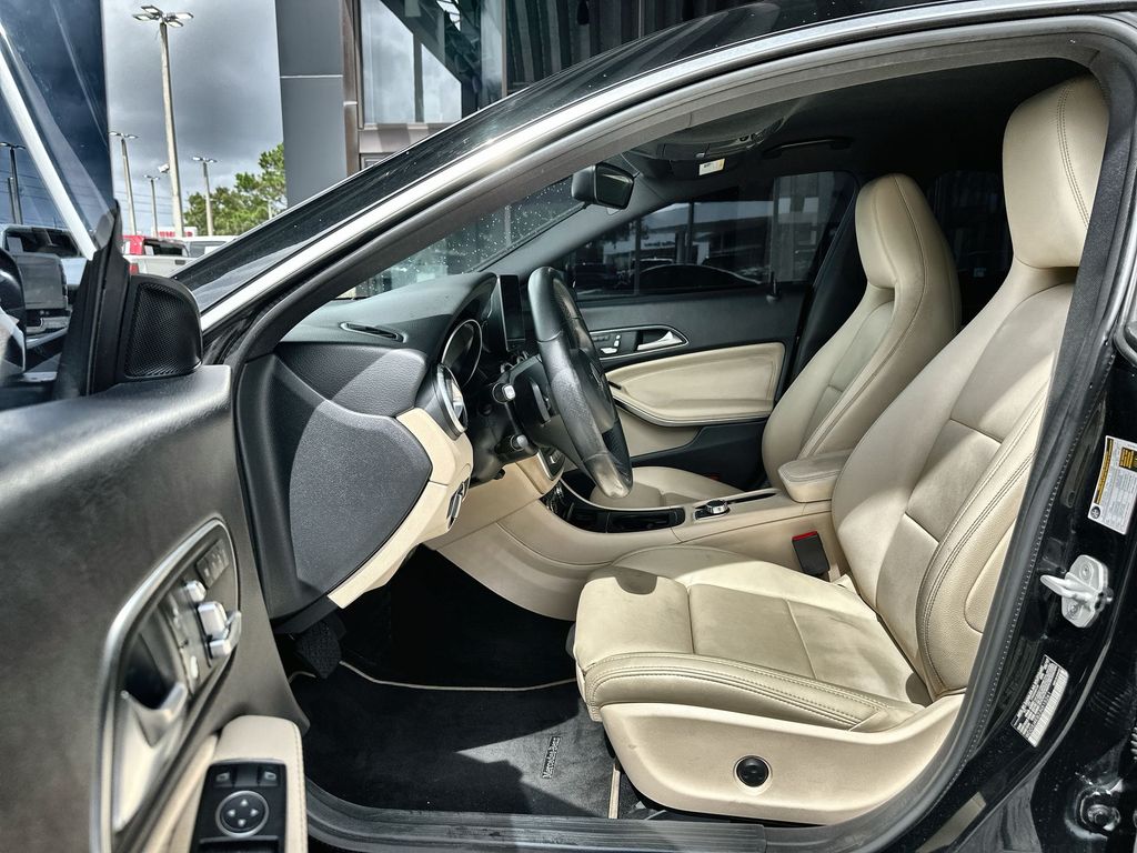 2018 Mercedes-Benz CLA 250 Image 32 of 35